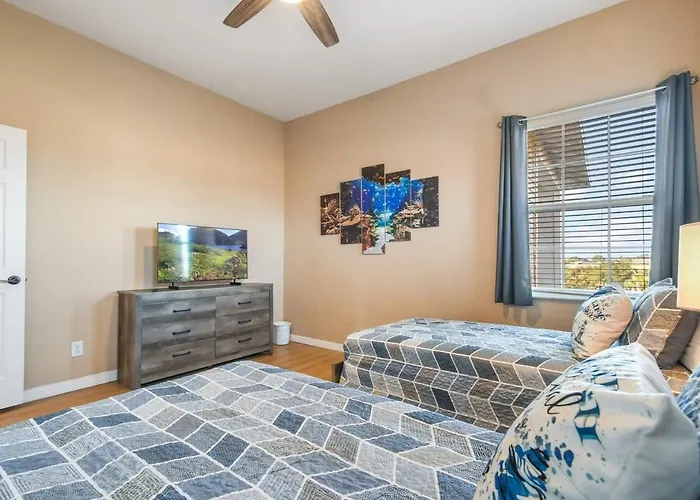 Bahama Bay Huge Penthouse Condo