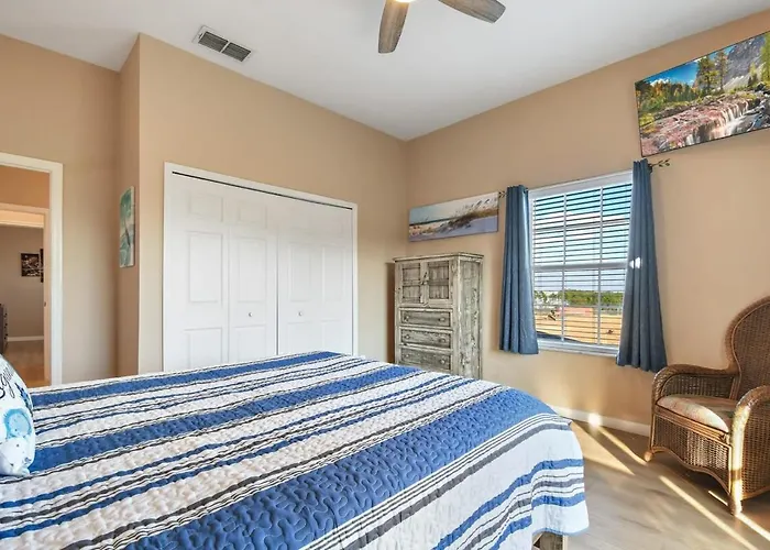 Bahama Bay Huge Penthouse Condo
